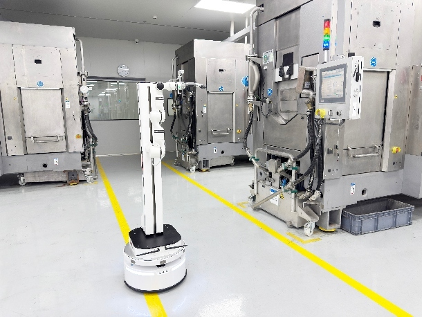 Industrial automation robot